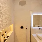 Apartment Infinity