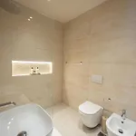 Infinity Apartment *