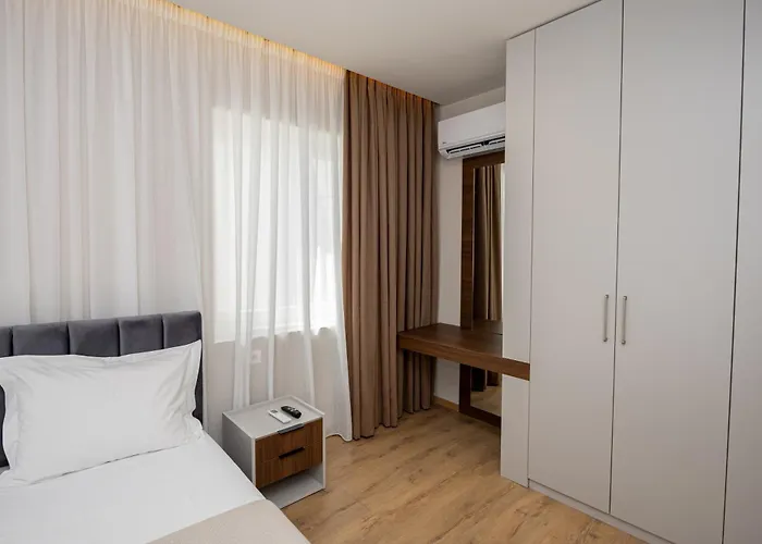 Infinity Apartment *